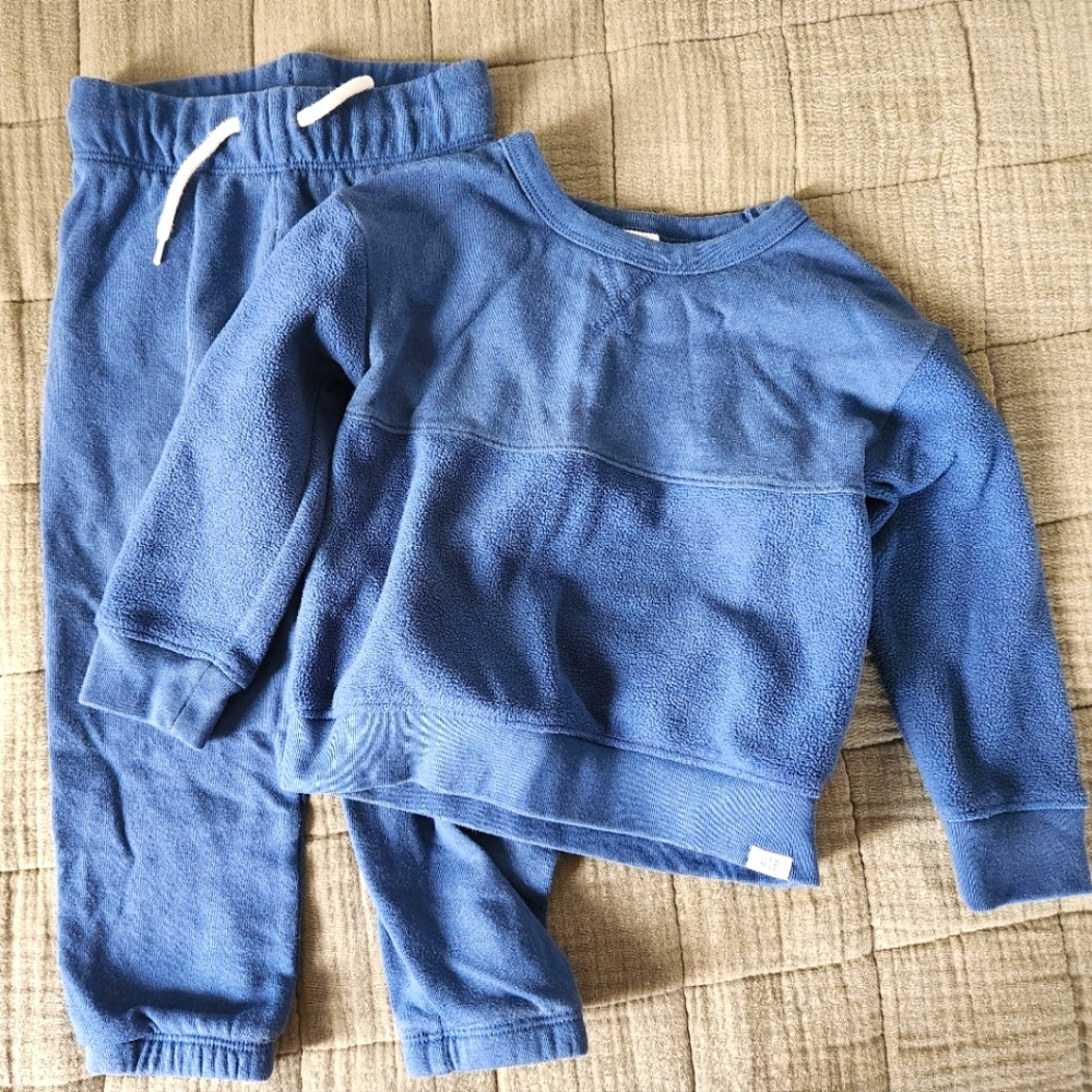 Baby Gap 3T blue two piece set
